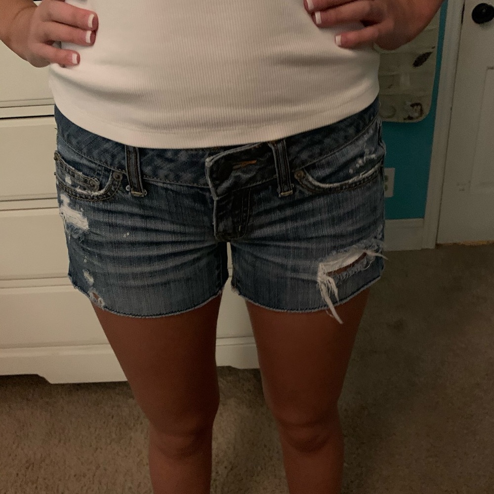 American Eagle denim shorts size 4 like new